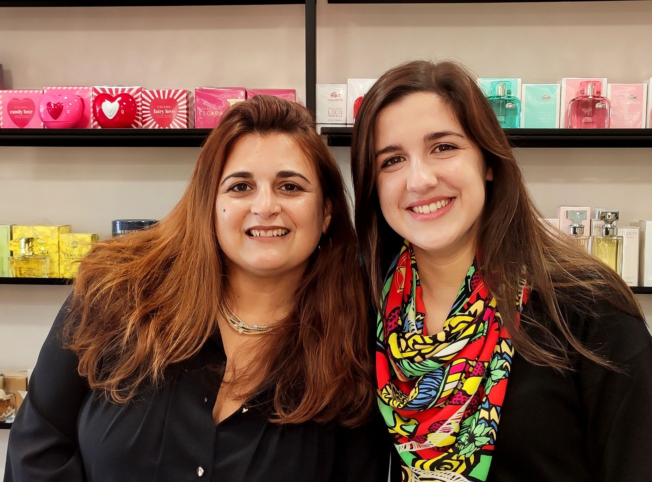 Sara Soares e Teresa Aires Lopes